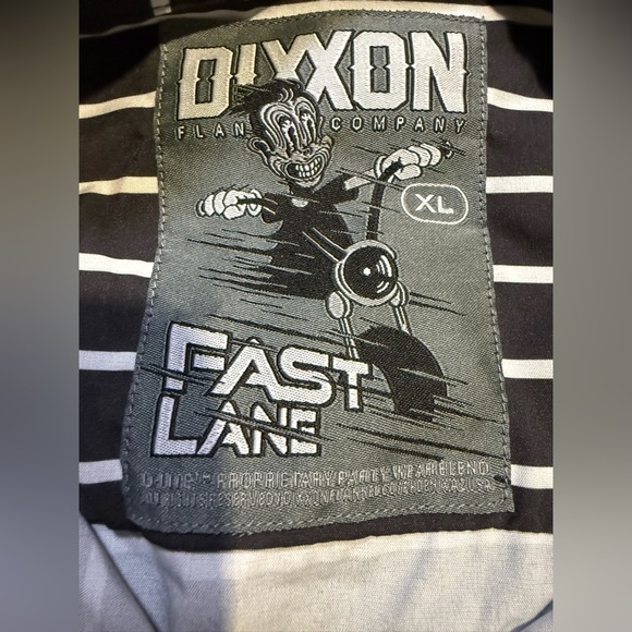 Dixxon Women’s Button Up NWOT - Picture 7 of 8